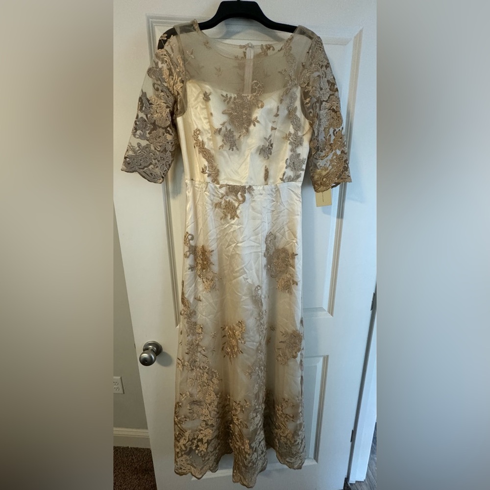 NWT METISU ELEGANT MAXI DRESS Size Small sheer/Gold/Party Wedding Formal